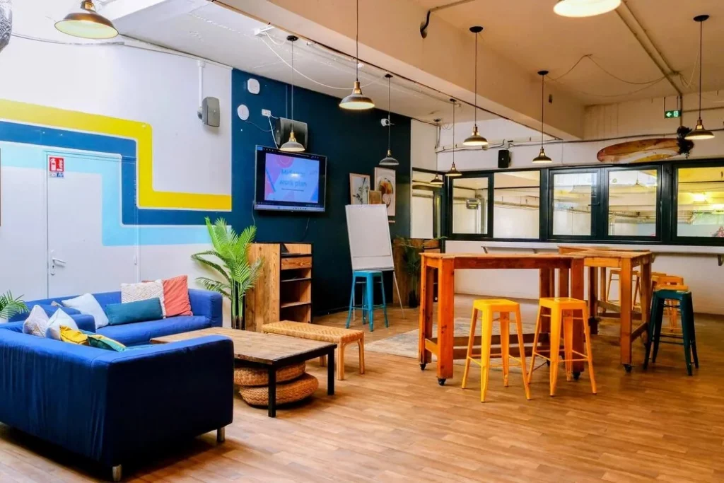 Sand Fabrik Privatisation Séminaire Mezzanine Atelier de travail